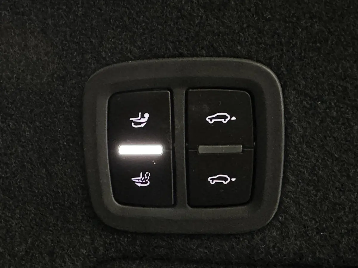 3.0 E-Hybrid Nwe model| Dak| Bose| Dubbel screen| Matrix LED| NL auto|