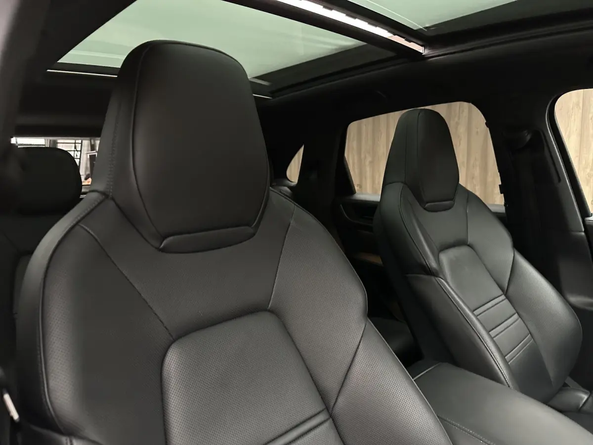3.0 E-Hybrid Nwe model| Dak| Bose| Dubbel screen| Matrix LED| NL auto|