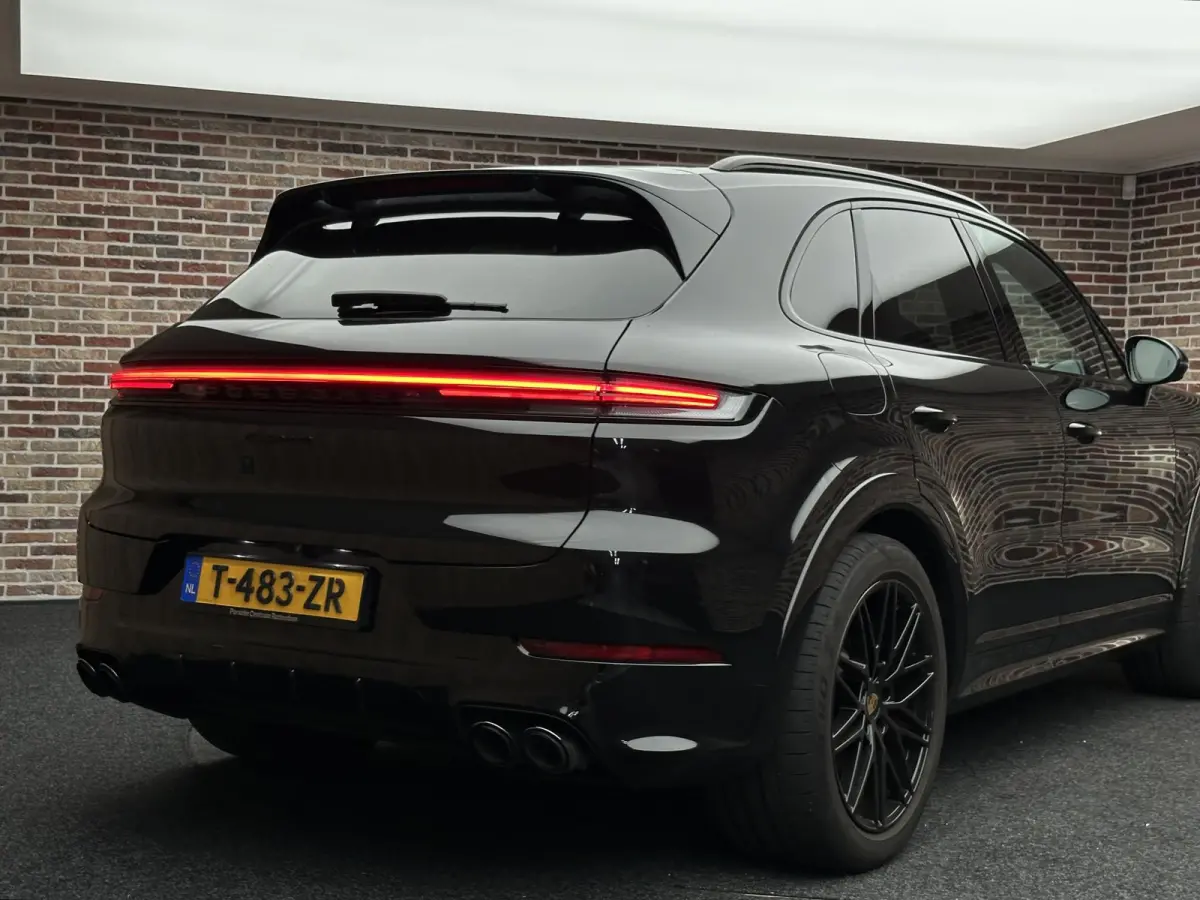 3.0 E-Hybrid Nwe model| Dak| Bose| Dubbel screen| Matrix LED| NL auto|
