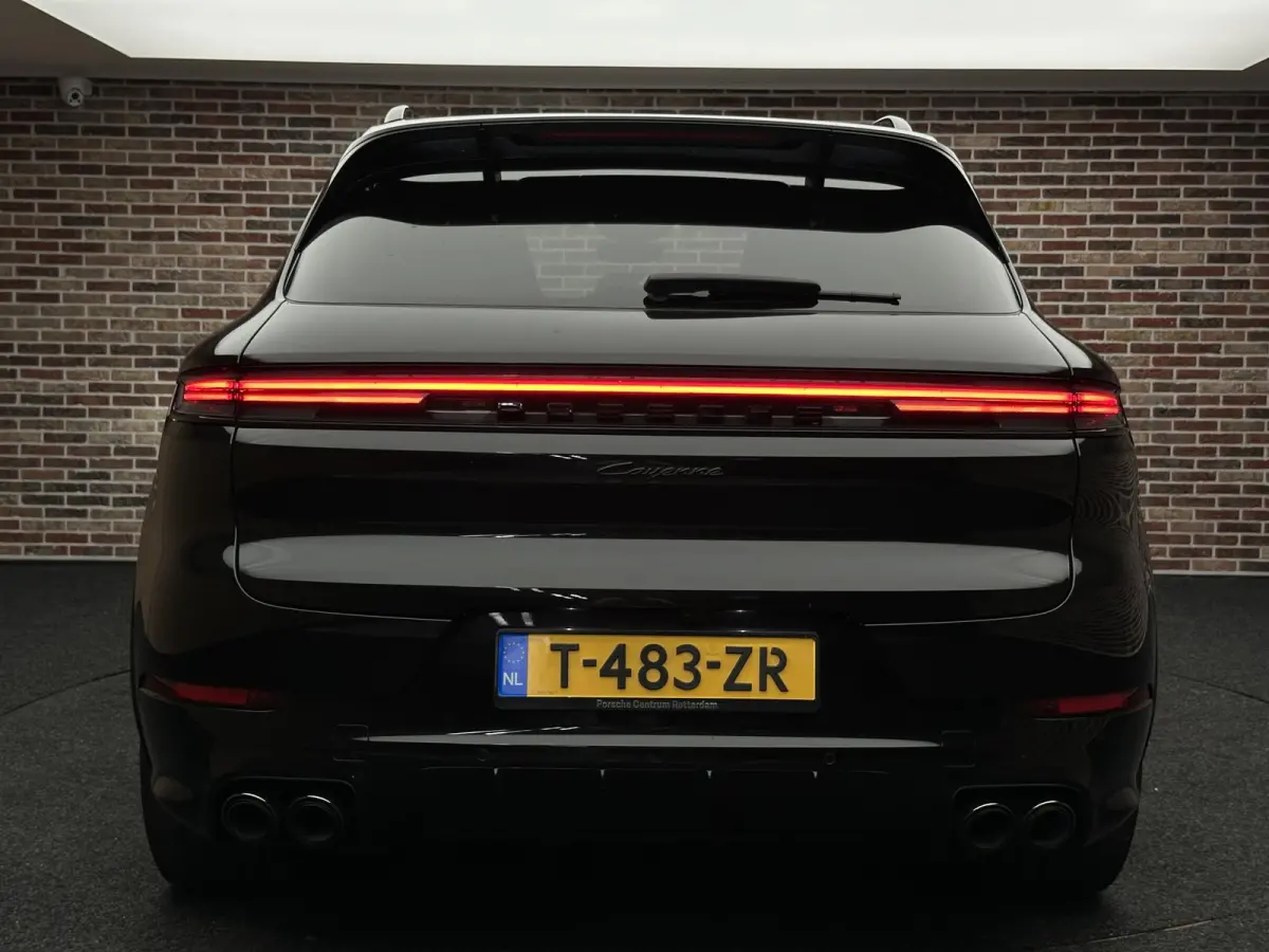 3.0 E-Hybrid Nwe model| Dak| Bose| Dubbel screen| Matrix LED| NL auto|