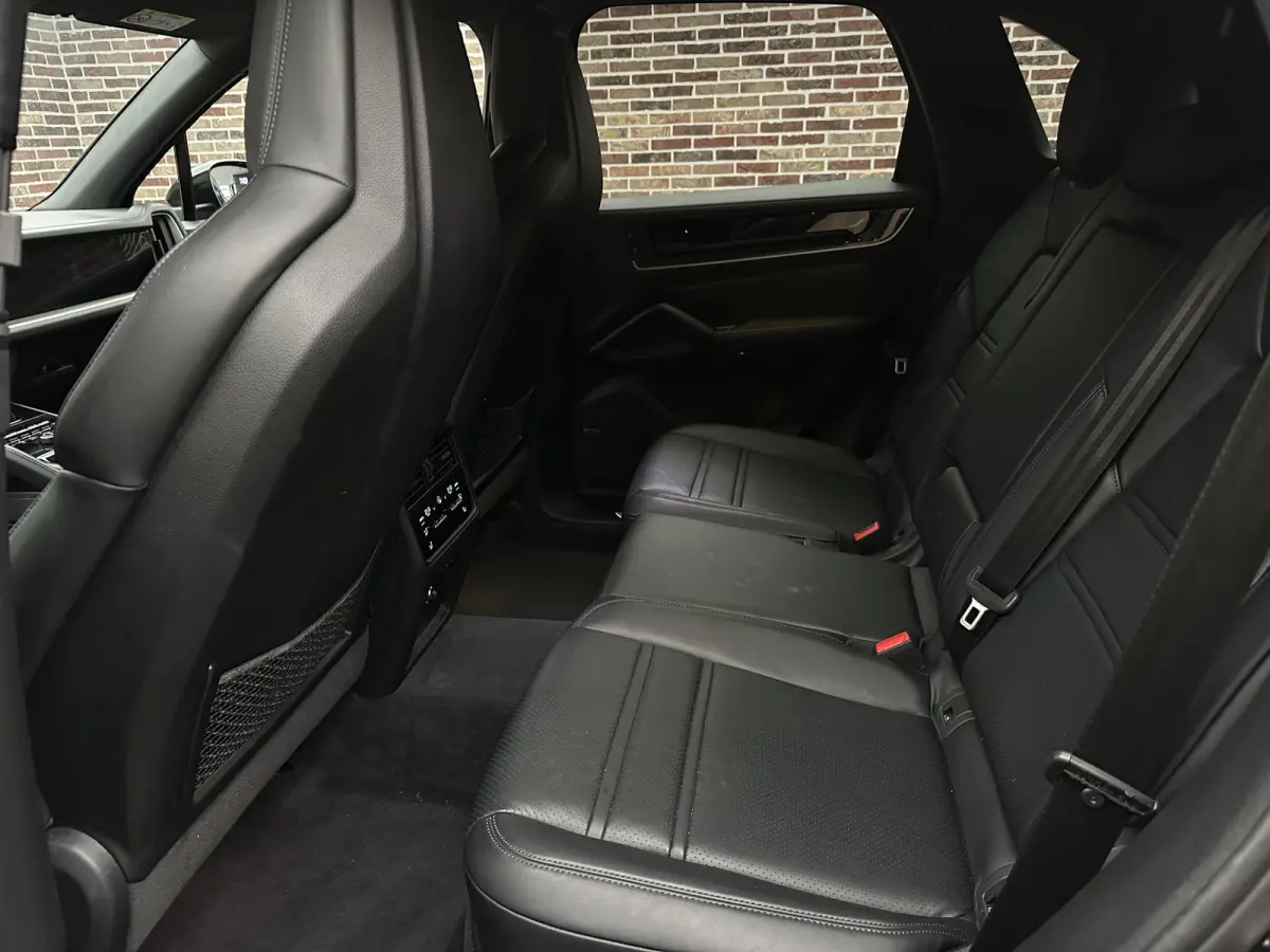 3.0 E-Hybrid Nwe model| Dak| Bose| Dubbel screen| Matrix LED| NL auto|