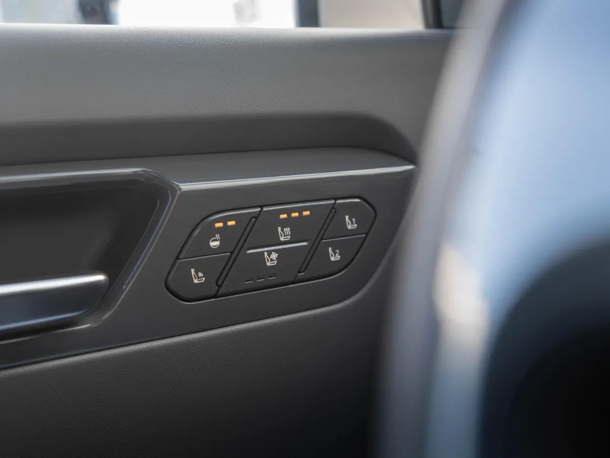 Plus Advanced AWD 99.8 kWh Dual Motor | Premium Audio | Camera | Stoel&Stuur Verwarming | Navi | 19" | Adapt. Cruise