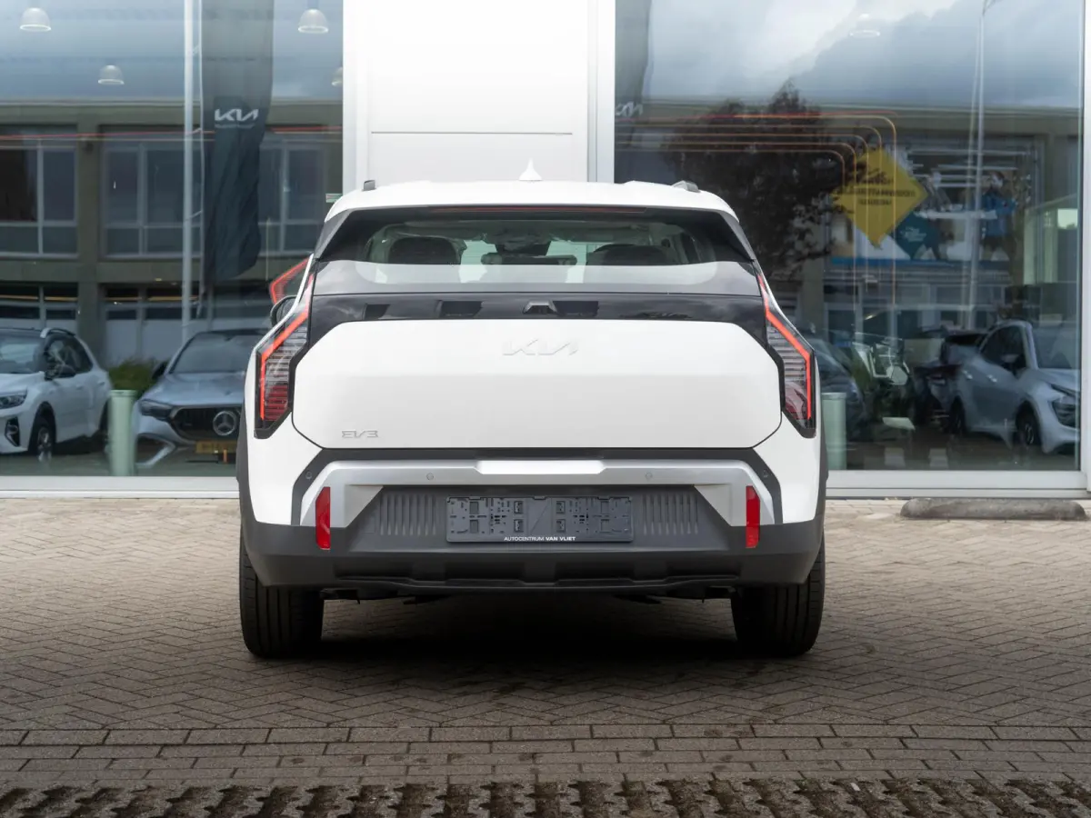 Plus 58.3 kWh | In bestelling | Stoel en stuurverwarming | Dodehoek assistentie |