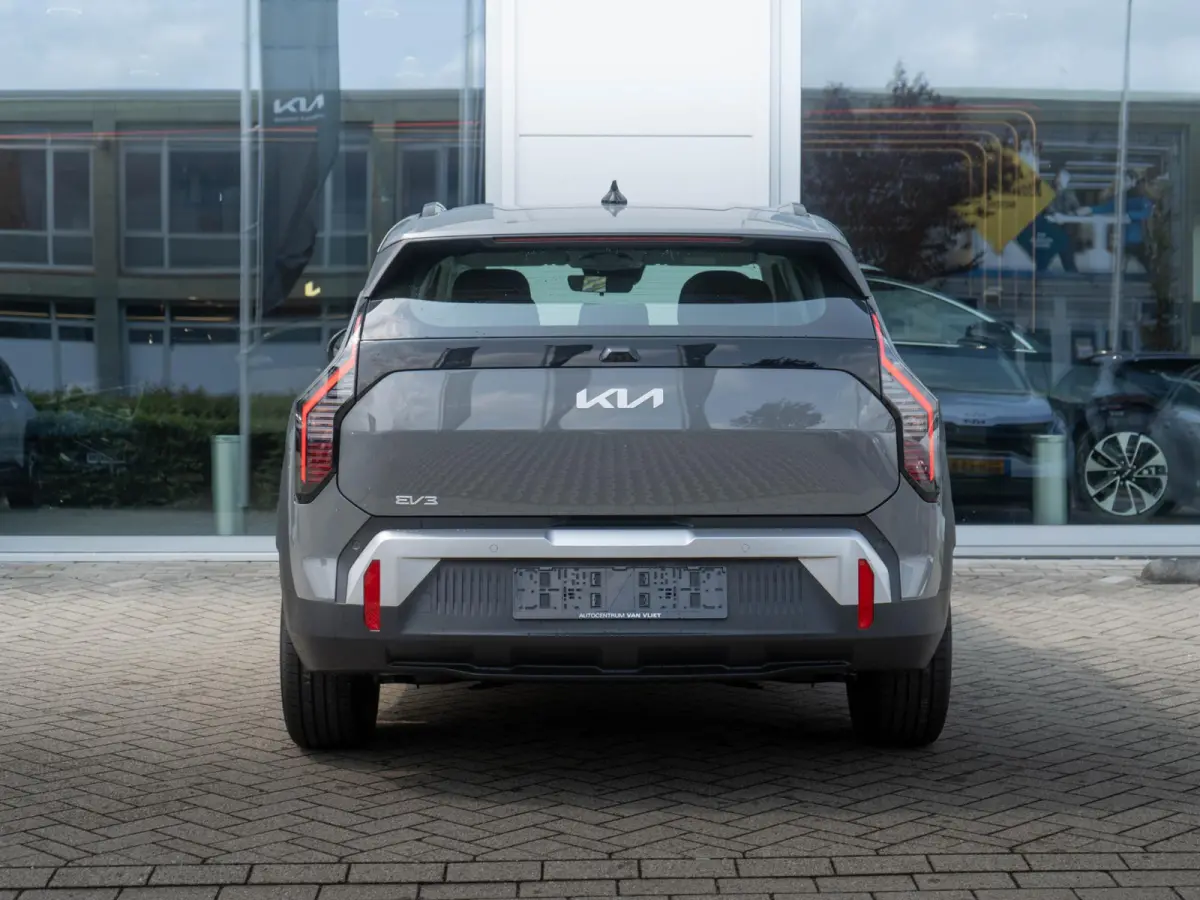 Plus 81.4 kWh | Navi. | Clima. | Adapt. Cruise. | Dodehoekassistentie | Stoel&Stuur Verwarming | Privacy Glass