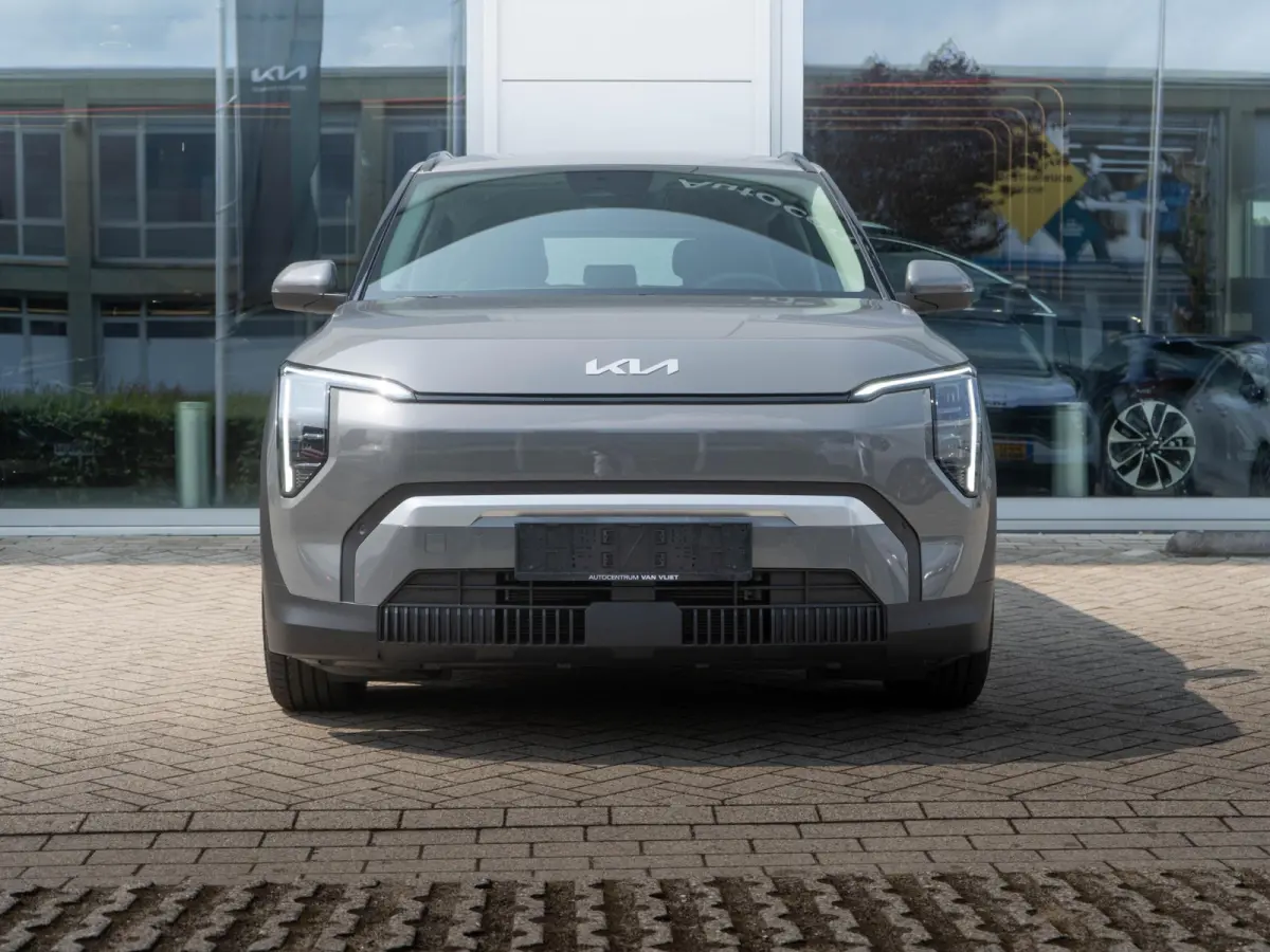 Plus 81.4 kWh | Navi. | Clima. | Adapt. Cruise. | Dodehoekassistentie | Stoel&Stuur Verwarming | Privacy Glass