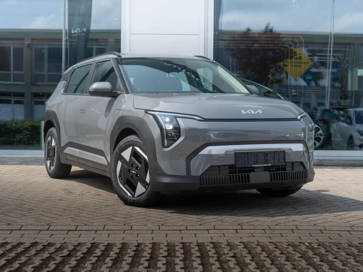 Plus 81.4 kWh | Navi. | Clima. | Adapt. Cruise. | Dodehoekassistentie | Stoel&Stuur Verwarming | Privacy Glass