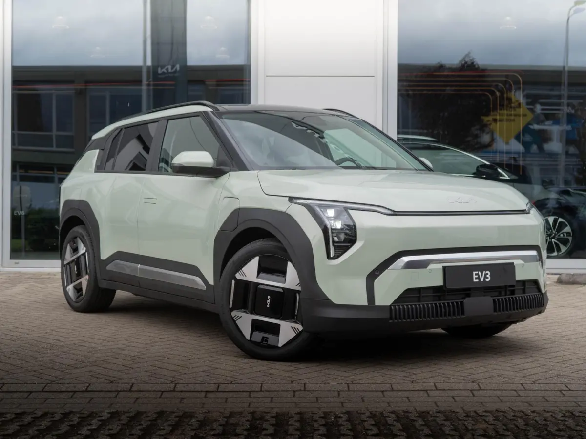 Plus Advanced 81.4 kWh | Schuifkanteldak | Harman en kardon | Dode hoek assistentie |