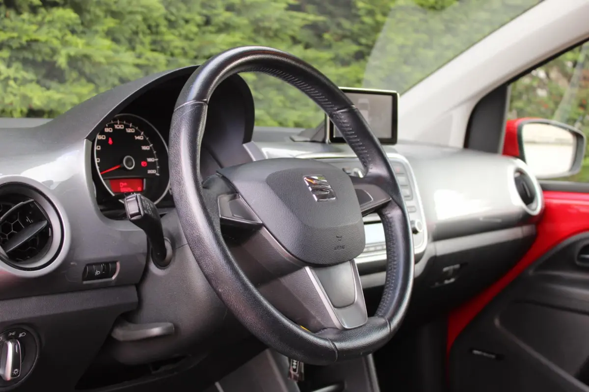 1.0 Sport Connect Allseason Navi Cruise SeatSound