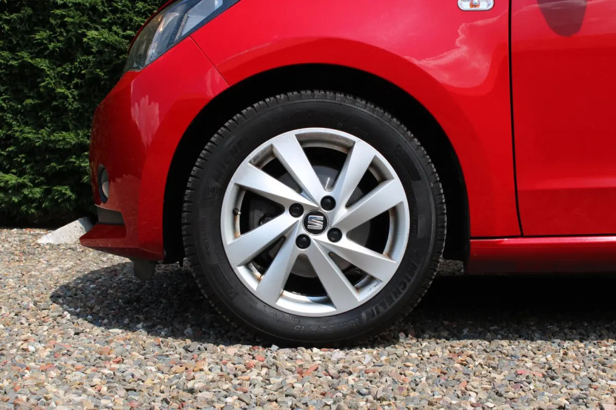 1.0 Sport Connect Allseason Navi Cruise SeatSound