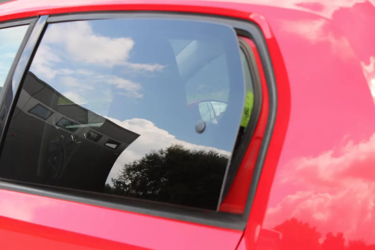 1.0 Sport Connect Allseason Navi Cruise SeatSound