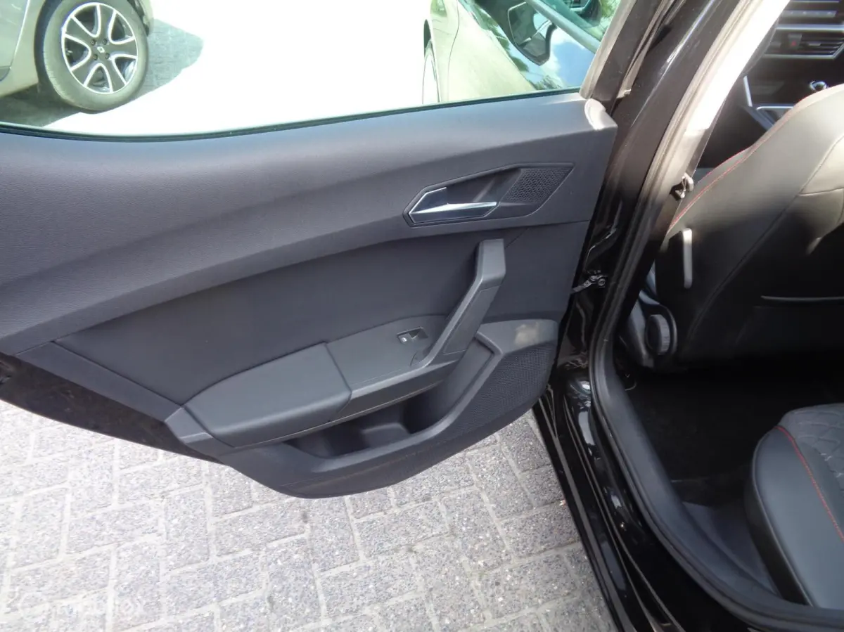 1.0 TSI FR/Airco/Lm velgen/Carplay/PDC/1 st eig/Slechts 50000km