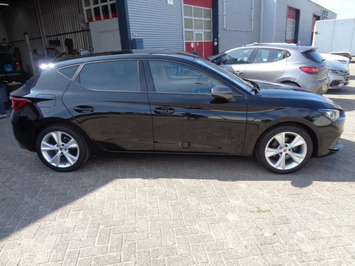 1.0 TSI FR/Airco/Lm velgen/Carplay/PDC/1 st eig/Slechts 50000km