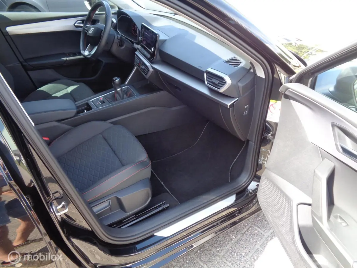 1.0 TSI FR/Airco/Lm velgen/Carplay/PDC/1 st eig/Slechts 50000km