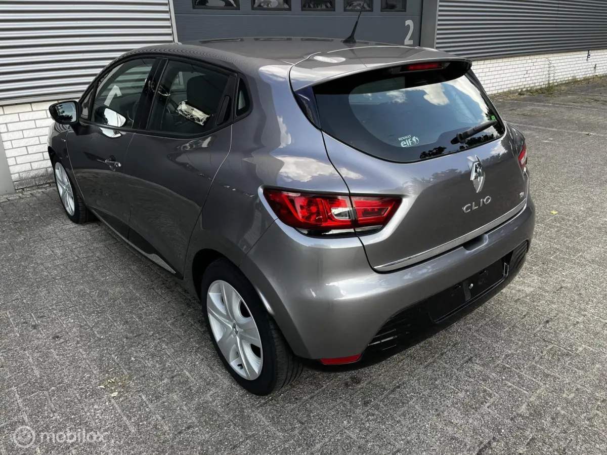 0.9 TCe Dynamique / SCHADE