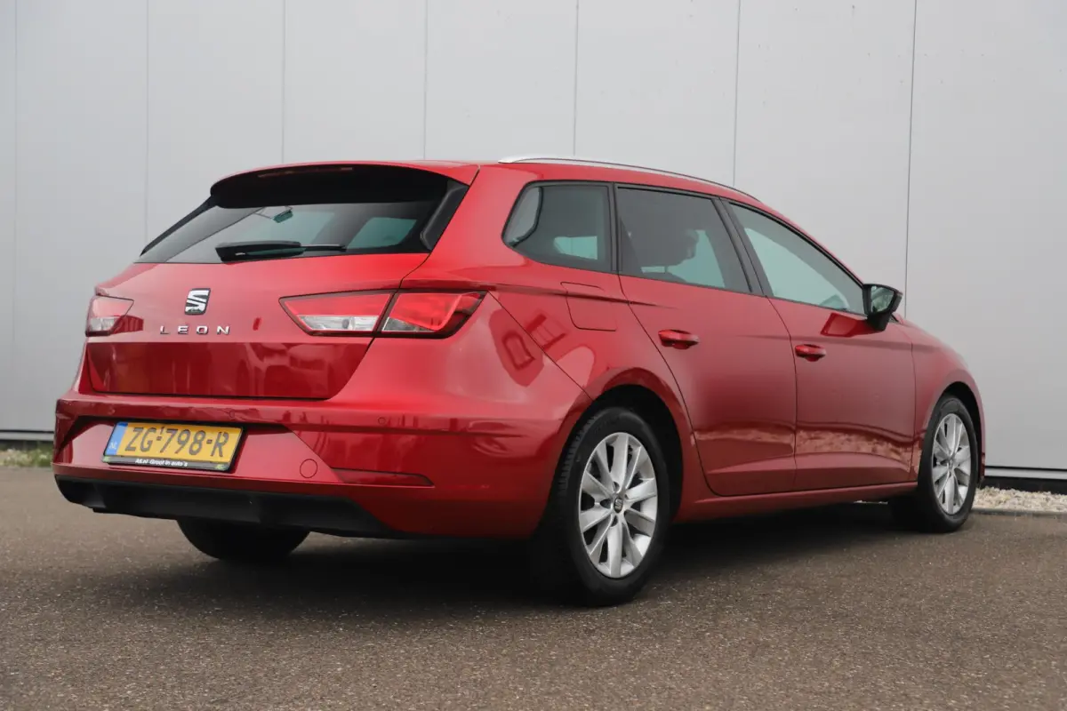 1.0 EcoTSI Style Business Intense DSG Automaat Navigatie Achteruitrijcamera Carplay Android Climate Cruise Control Rijstrooksensor