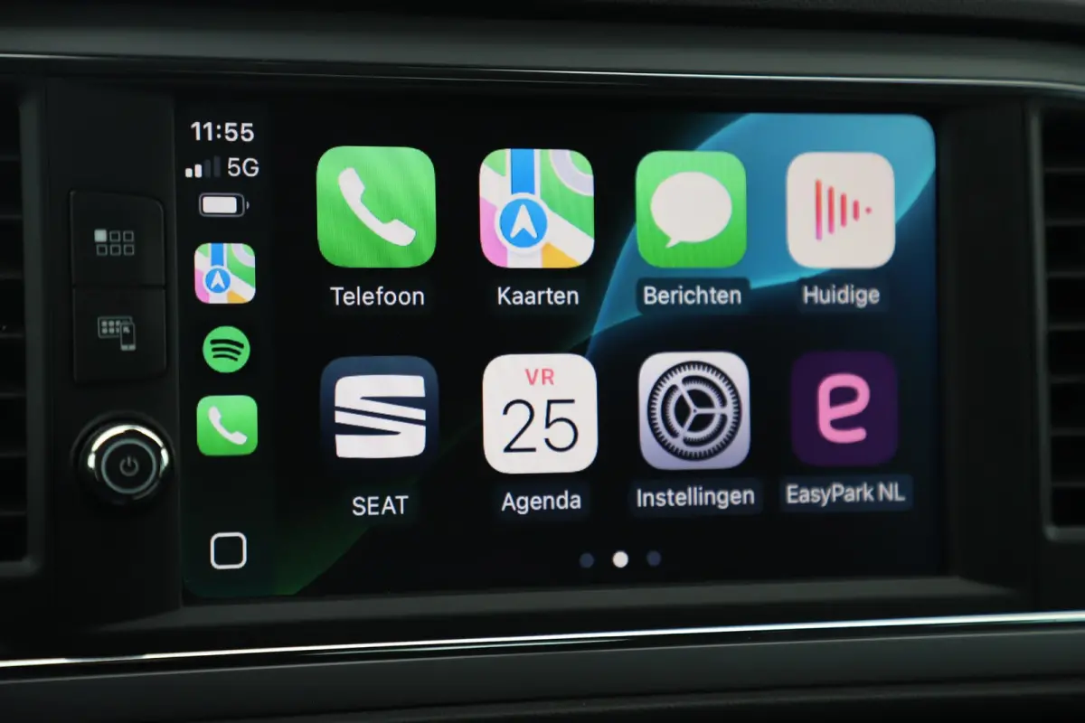 1.0 EcoTSI Style Business Intense DSG Automaat Navigatie Achteruitrijcamera Carplay Android Climate Cruise Control Rijstrooksensor