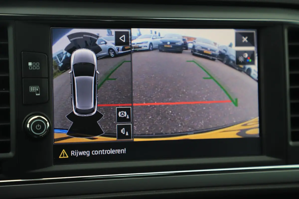 1.0 EcoTSI Style Business Intense DSG Automaat Navigatie Achteruitrijcamera Carplay Android Climate Cruise Control Rijstrooksensor