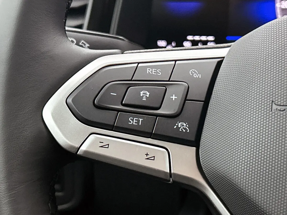 1.0 TSI Life Edition 95 PK | Navigatie | Camera | Apple Carplay draadloos | Android Auto draadloos | | Keyless access | Stoelverwarming | Climate Control | Digital Cockpit | Adaptive Cruise 