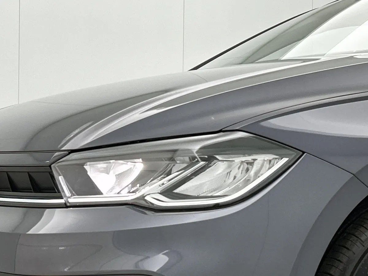1.0 TSI Life Edition 95 PK | Navigatie | Camera | Apple Carplay draadloos | Android Auto draadloos | Climate Control | Digital Cockpit | Adaptive Cruise Control | LED koplampen | Ruiten geti
