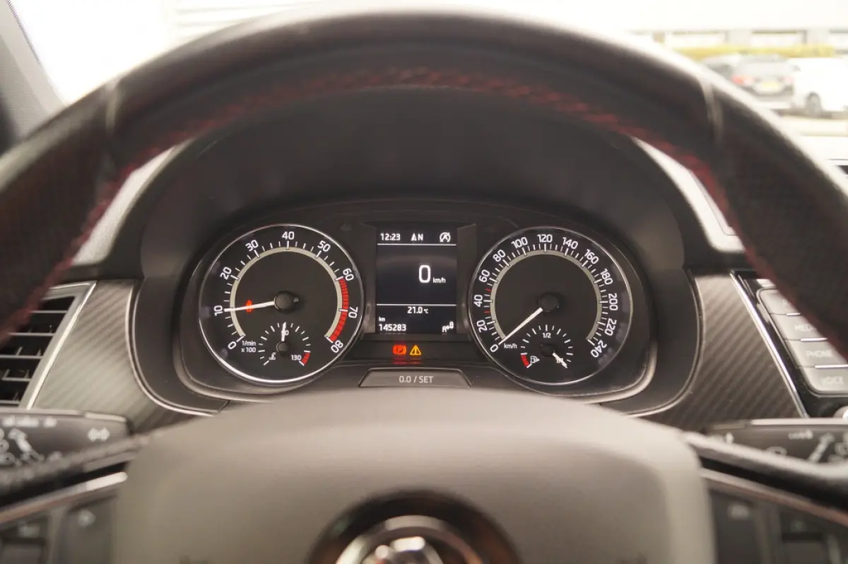 1.0 TSI 110pk Monte-Carlo -LED-ECC-NAVI-