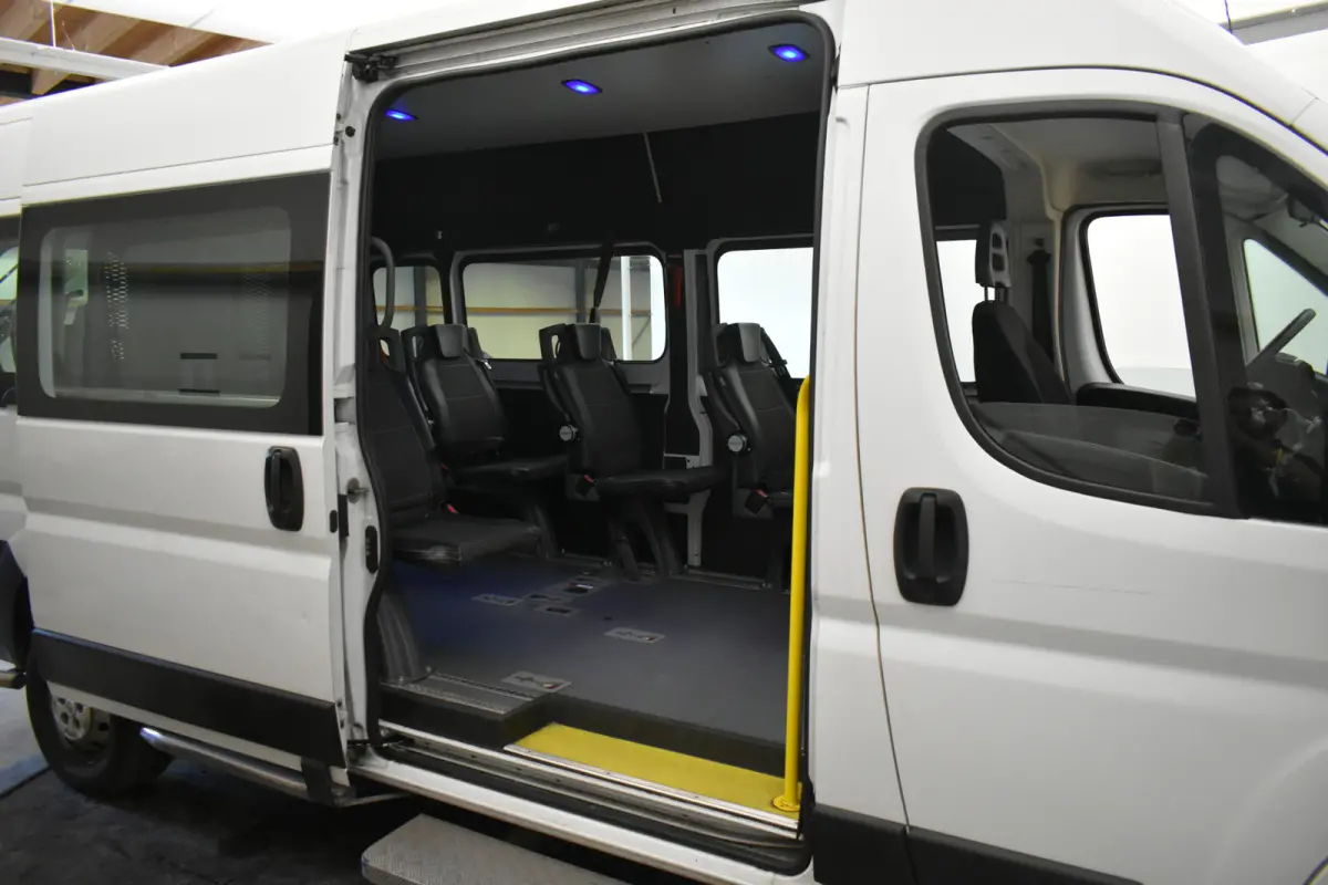 FIAT CNG L3h2 Airco 9 Persoons rolstoelbus Netto Excl BTW