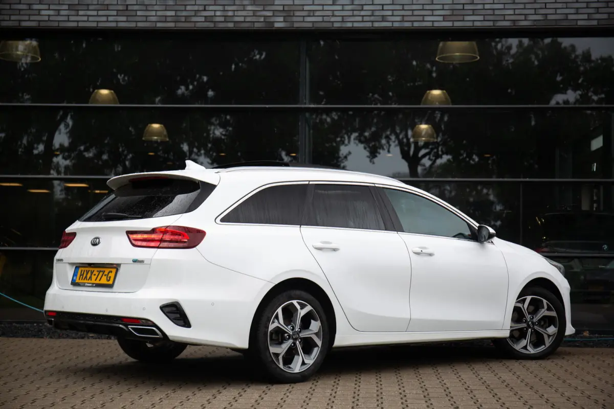 1.6 GDI PHEV ExecutiveLine , Panoramadak, Adaptive cruise, Leder, Stoelventilatie, Vol!