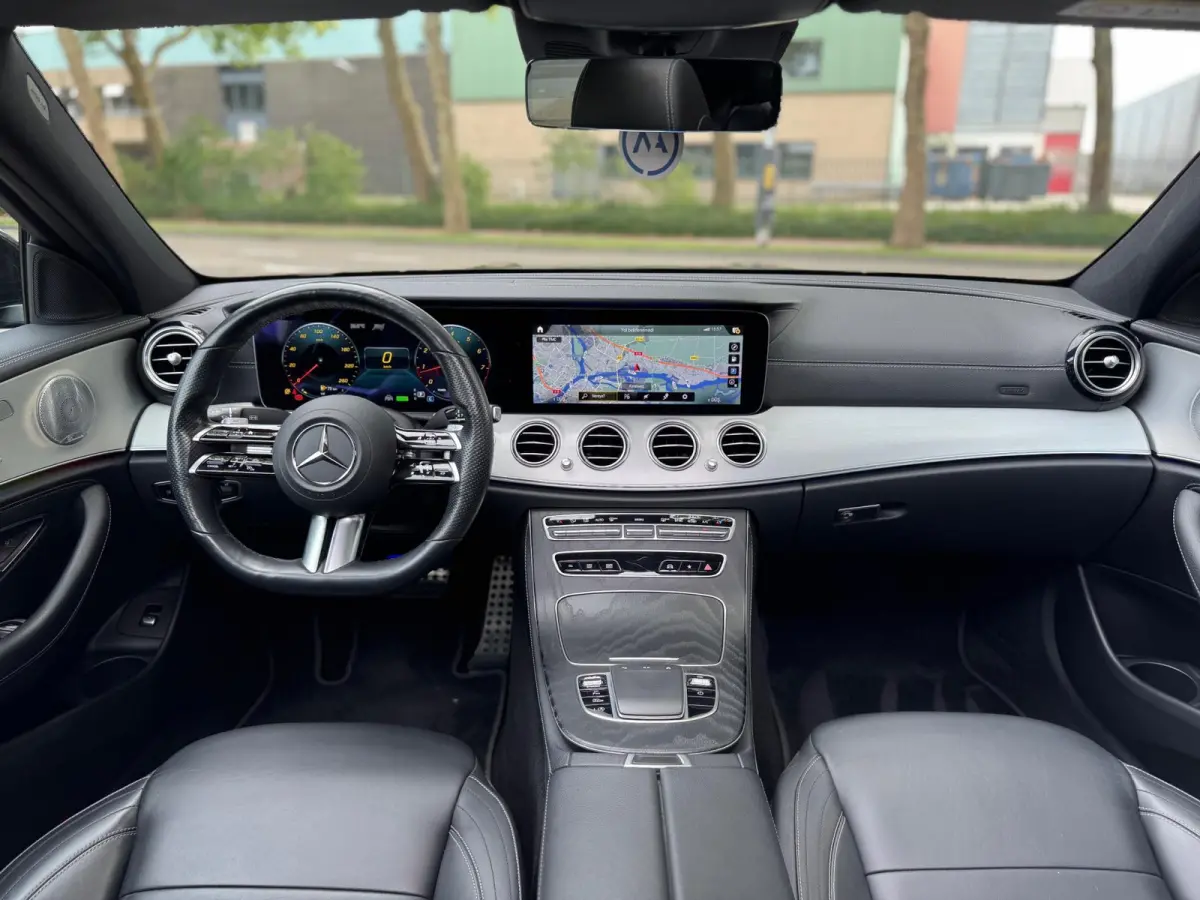 AMG Pano Burmester Drive Pilot Memory Sfeerverlichting Dodehoeksensor Adaptive cruise Dealerondehrouden