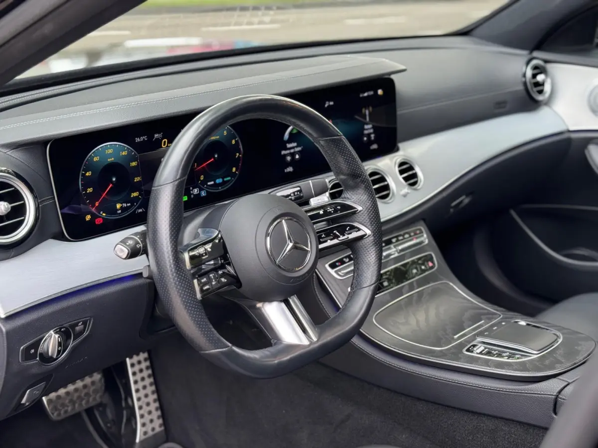 AMG Pano Burmester Drive Pilot Memory Sfeerverlichting Dodehoeksensor Adaptive cruise Dealerondehrouden
