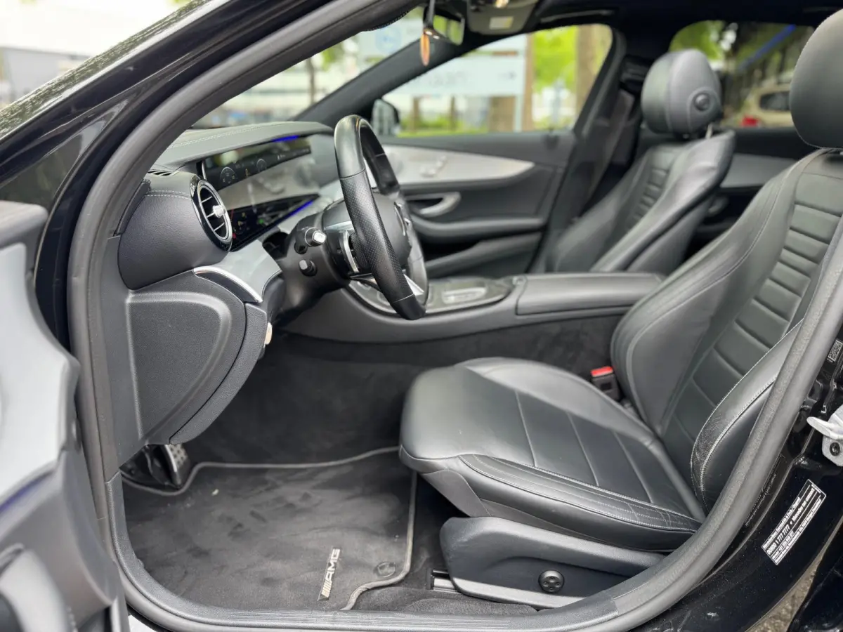 AMG Pano Burmester Drive Pilot Memory Sfeerverlichting Dodehoeksensor Adaptive cruise Dealerondehrouden