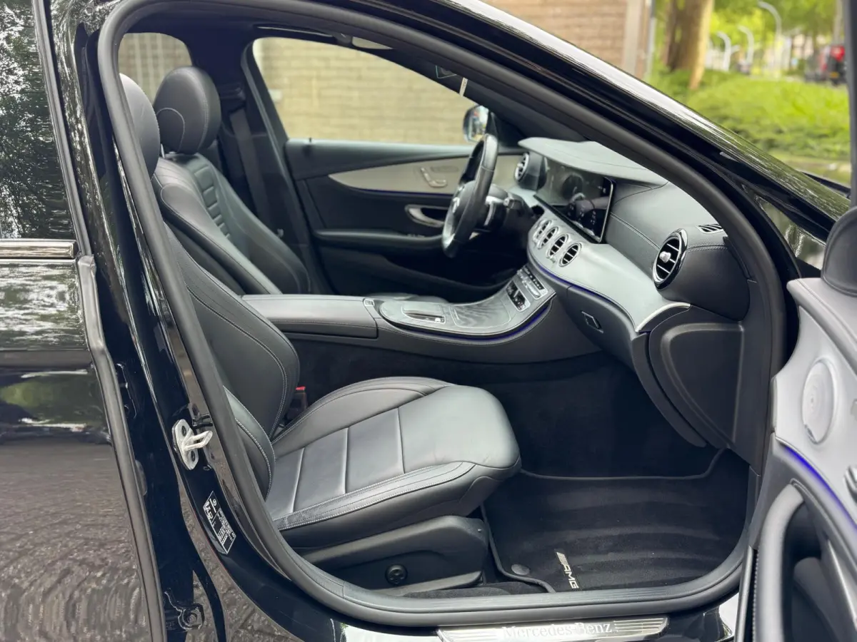 AMG Pano Burmester Drive Pilot Memory Sfeerverlichting Dodehoeksensor Adaptive cruise Dealerondehrouden