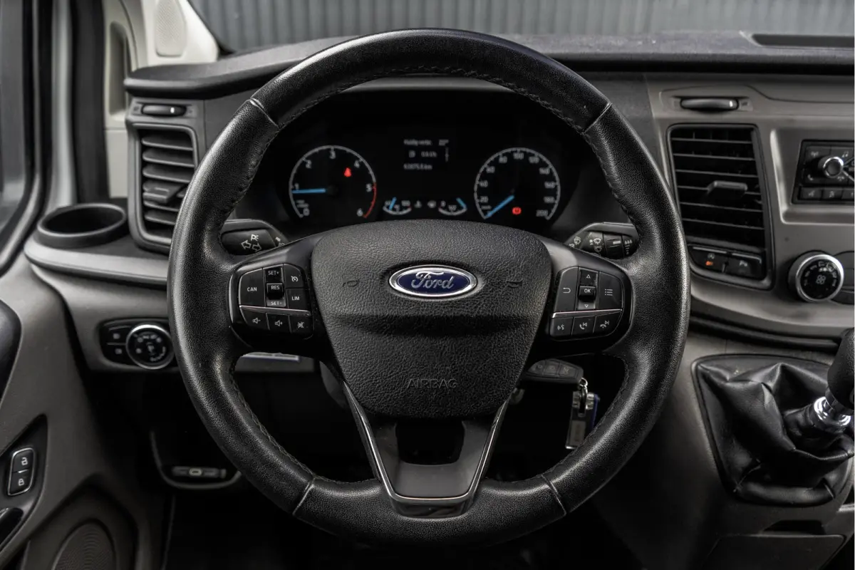 **2.0 TDCI 131PK L2H1 | 6-Zits | Cruise | Airco | PDC | Euro 6**