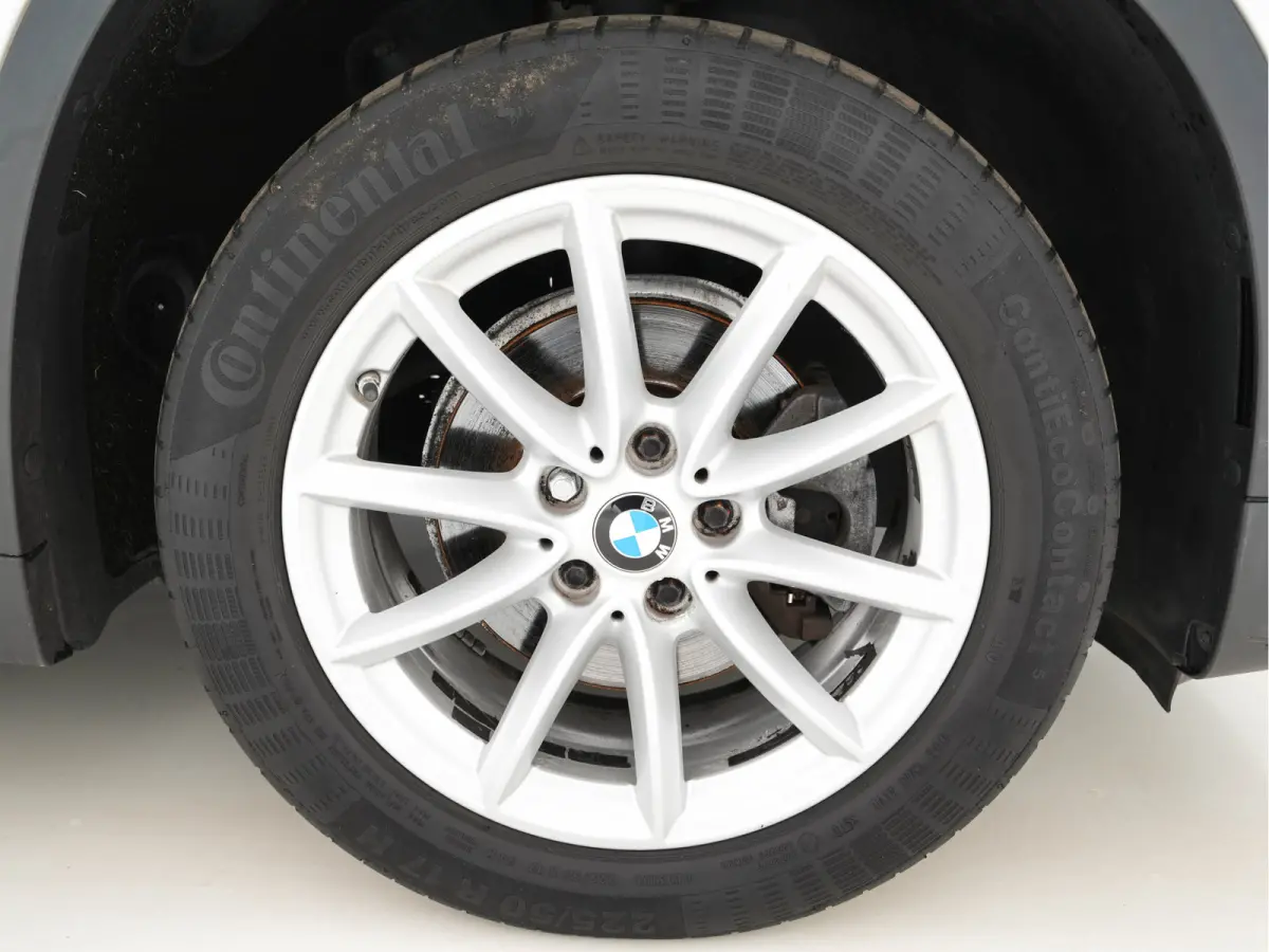 sDrive16d Centennial High Executive *LEATHER | NAVI-FULLMAP | HIFI-SOUND | FULL-LED | HEAD-UP | DAB | PRIVACY-GLASS | ECC | PDC | CRUISE | HEATED-COMFORTSEATS | TOWBAR | KEYLESS | 17"ALU*
