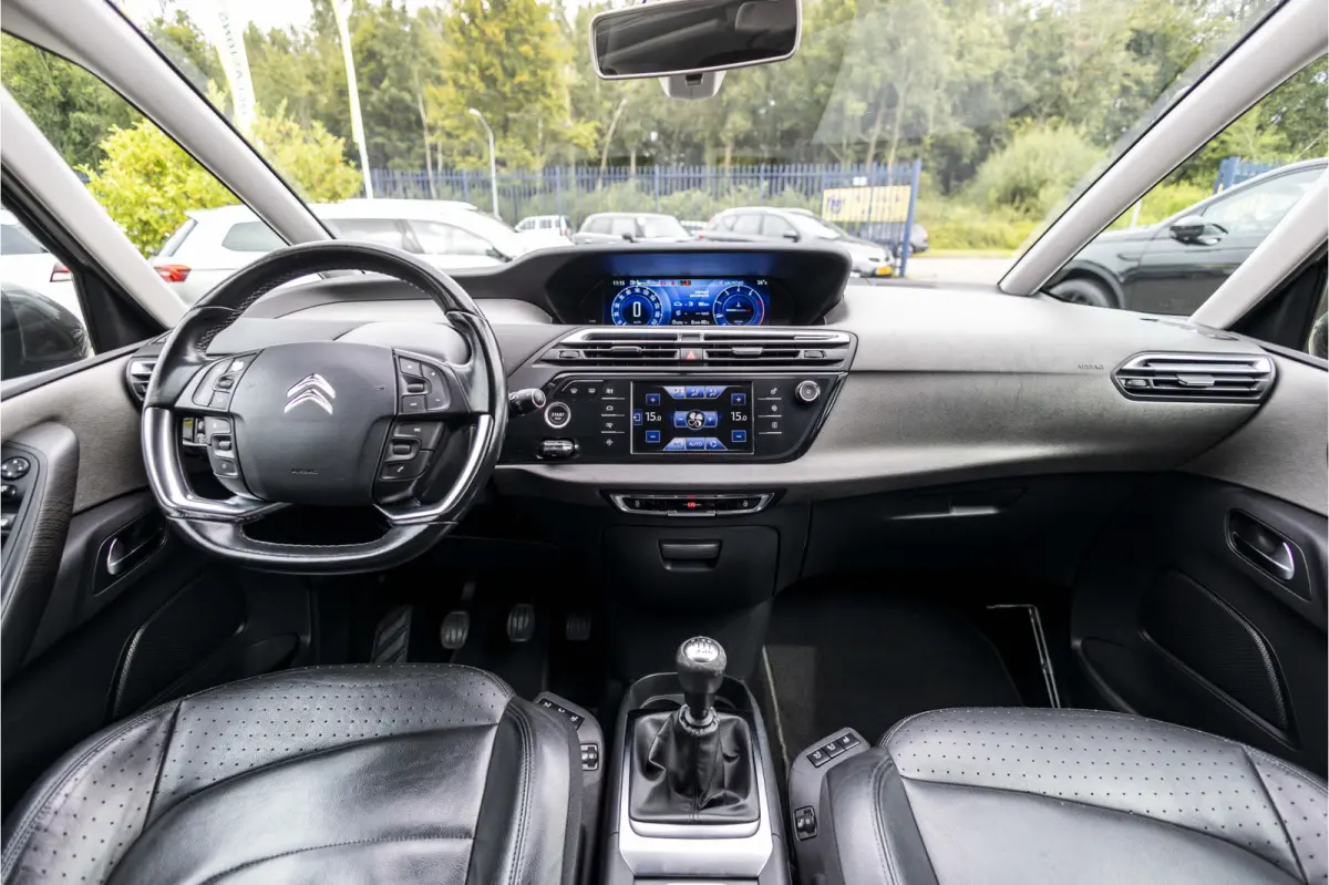 1.2 PureTech Start 5-pers Motorrevisie bij 143.000km
