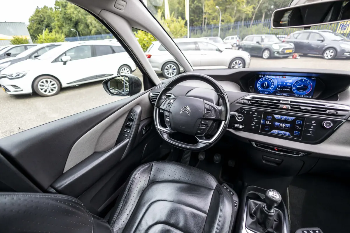 1.2 PureTech Start 5-pers Motorrevisie bij 143.000km