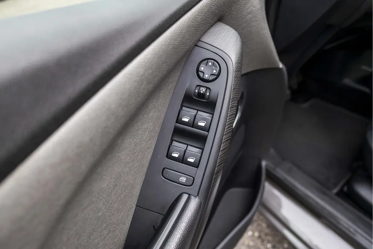 1.2 PureTech Start 5-pers Motorrevisie bij 143.000km