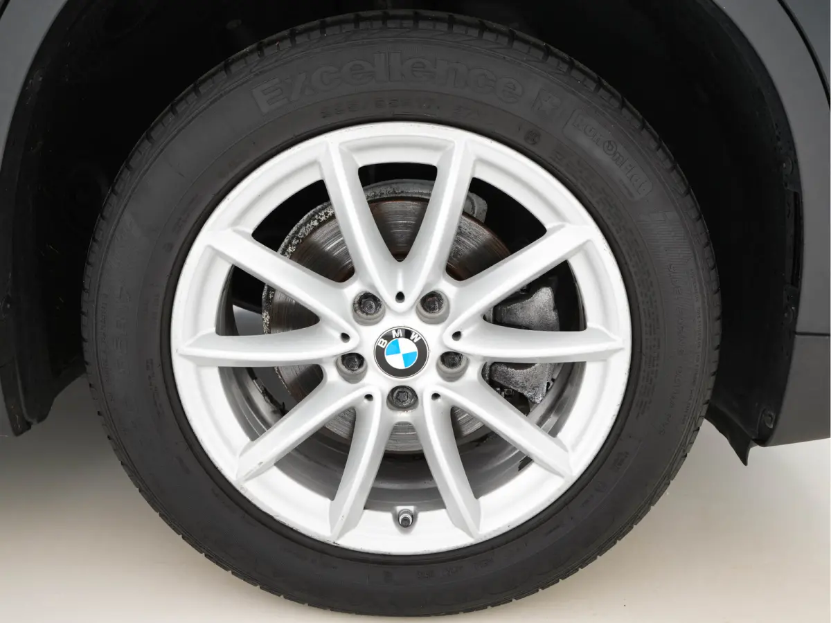 sDrive16d Centennial Executive *NAVI-FULLMAP | FULL-LED | ECC | PDC | CRUISE | COMFORT-SEATS | TOWBAR | 17''ALU *