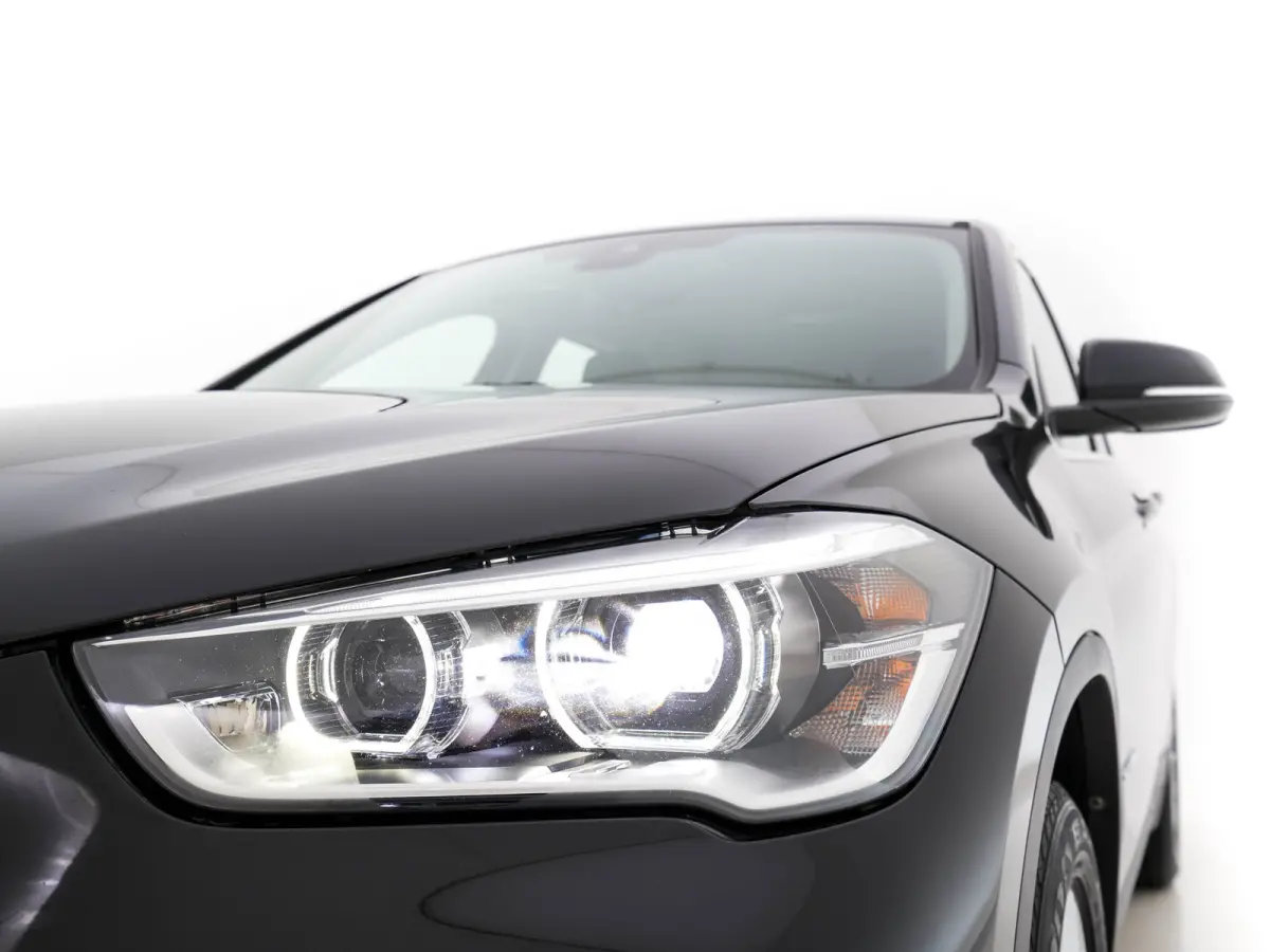 sDrive16d Centennial Executive *NAVI-FULLMAP | FULL-LED | ECC | PDC | CRUISE | COMFORT-SEATS | TOWBAR | 17''ALU *