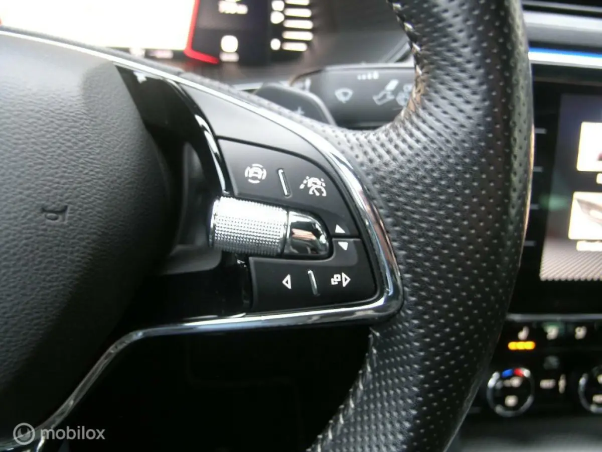 1.5 TSI ACT Sportline Full Options ACC/Virtual-CP