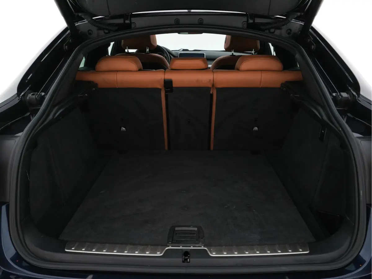 M50d M-Sport-Styling Aut. *PANO | LEATHER | FULL-LED | HARMAN/KARDON-SURROUND | MEMORY-PACK | TOPVIEW | HEAD-UP | NAVI-FULLMAP | SHIFT-PADDLES | CRUISE | HEATED-SPORTSEATS | 20''ALU*