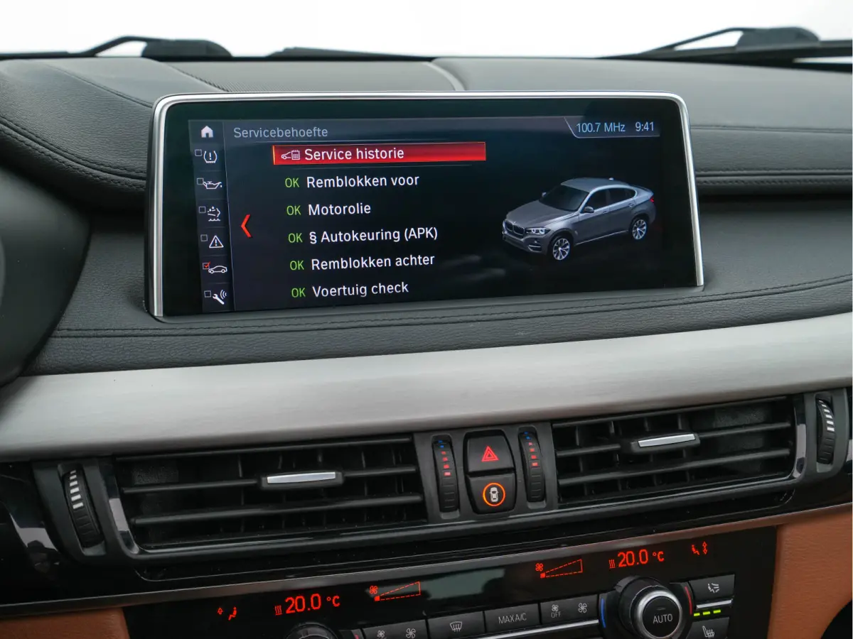M50d M-Sport-Styling Aut. *PANO | LEATHER | FULL-LED | HARMAN/KARDON-SURROUND | MEMORY-PACK | TOPVIEW | HEAD-UP | NAVI-FULLMAP | SHIFT-PADDLES | CRUISE | HEATED-SPORTSEATS | 20''ALU*