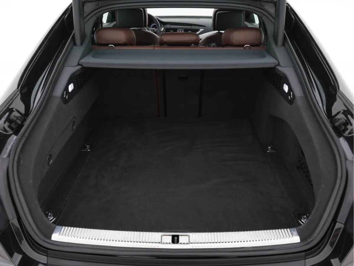 3.0 TDI Quattro S-Line Sportpack Edition Aut. *PANO | DESIGN-LEATHER | FULL-LED | BOSE-SOUNDSYSTEM | NAVI-FULLMAP | ECC | SHIFT-PADDLES | PDC | AIR-SUSPENSION | CRUISE | HEATED-SPORTSEATS | 