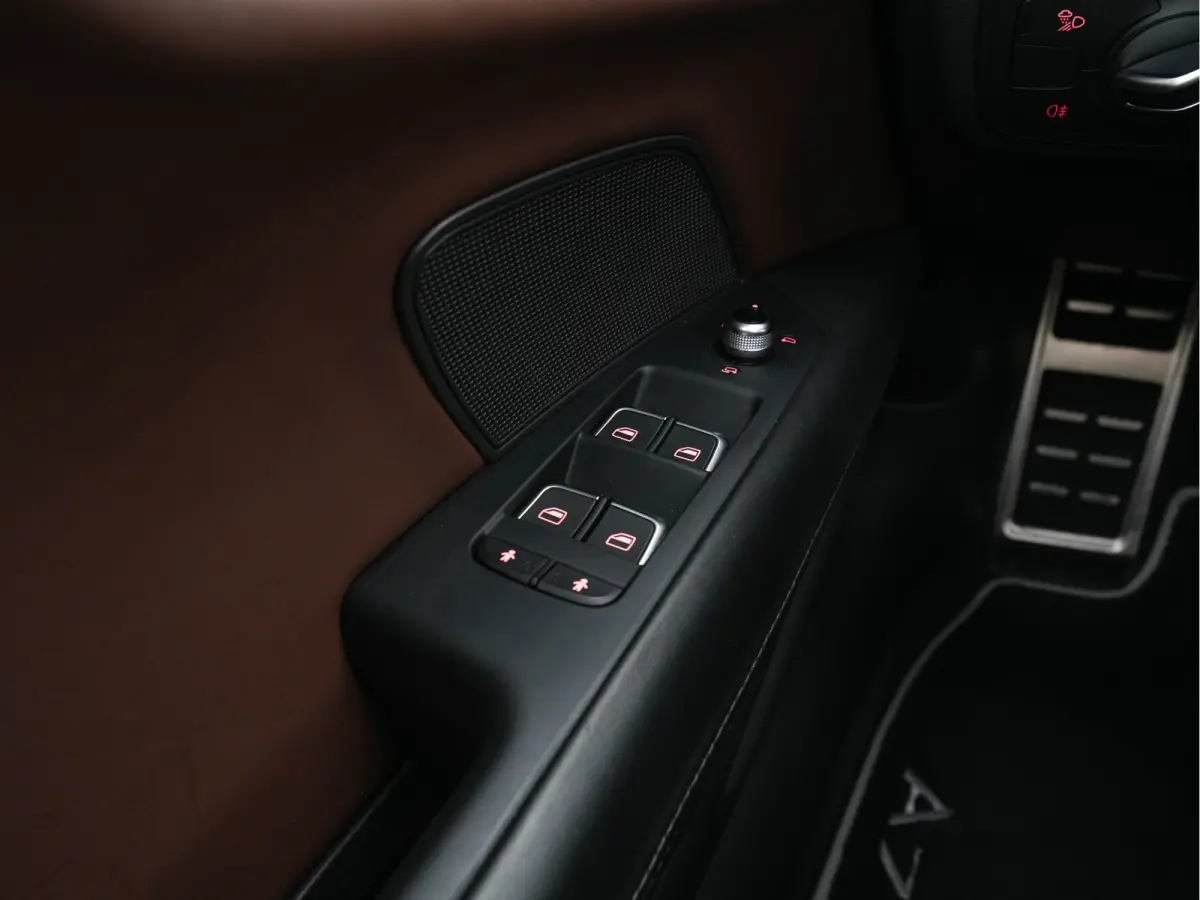 3.0 TDI Quattro S-Line Sportpack Edition Aut. *PANO | DESIGN-LEATHER | FULL-LED | BOSE-SOUNDSYSTEM | NAVI-FULLMAP | ECC | SHIFT-PADDLES | PDC | AIR-SUSPENSION | CRUISE | HEATED-SPORTSEATS | 