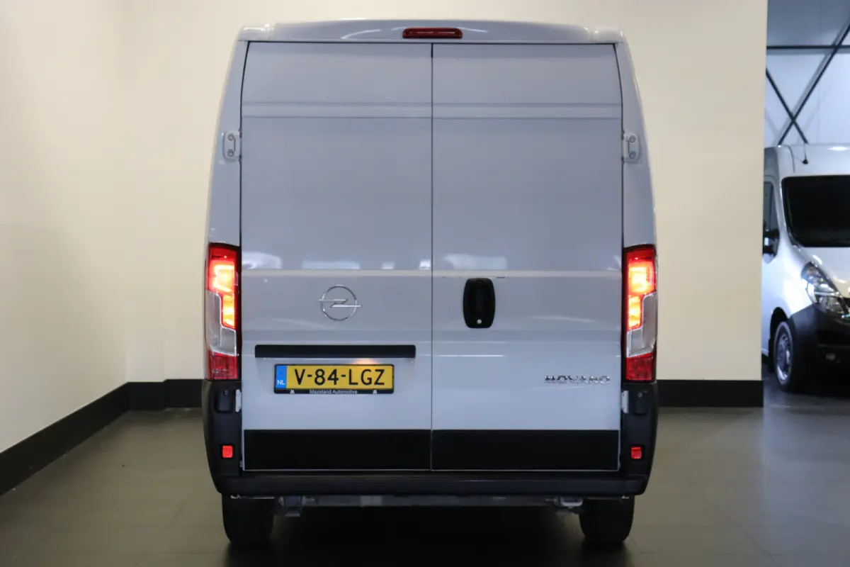 2.2D 120PK L2H2 EURO 6 - Airco - Cruise - PDC - € 17.950,- Excl.