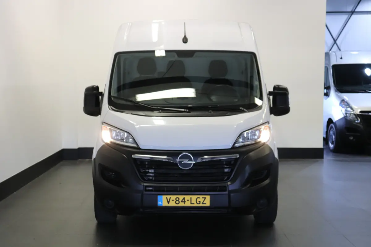 2.2D 120PK L2H2 EURO 6 - Airco - Cruise - PDC - € 17.950,- Excl.