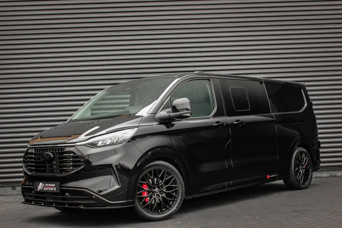 2.0 TDCI L2H1 170PK Limited DC / DUBBEL CABINE / JB- EDITION / DRIVER ASSISTANCE PACK / 3- ZITS /MY2024/CAMERA