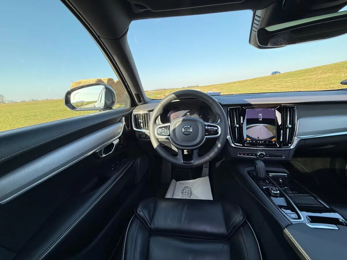 2.0 T8 AWD R-Design|Facelift|H+K|Luchtvering|Pano|360