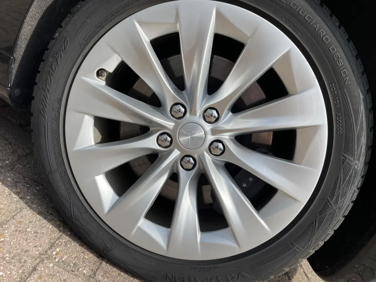 75D Base AWD|AutoPilot|Leder|BTW