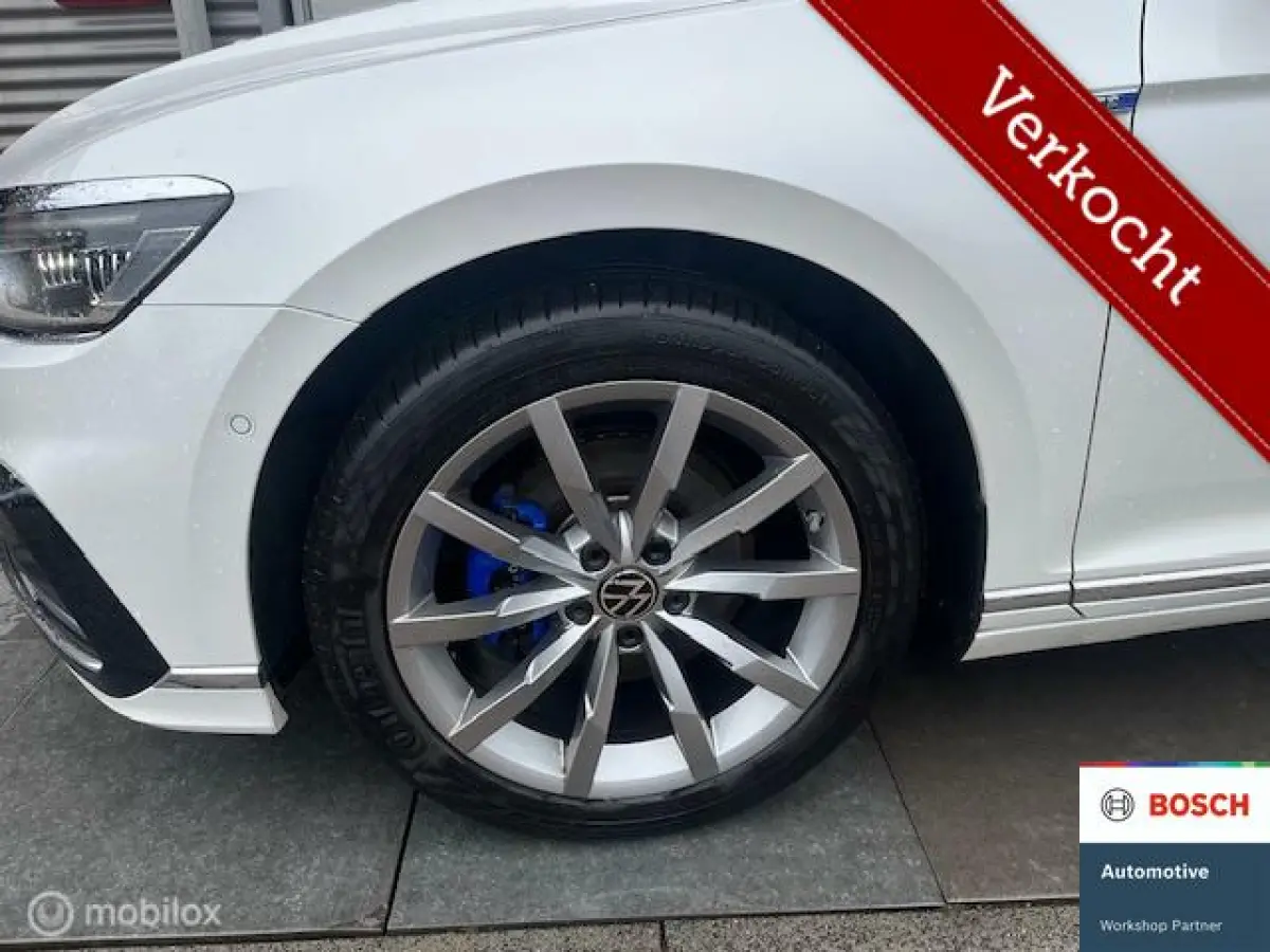 R-LINE PHEV R-LINE ALLE DENKBARE OPTIES