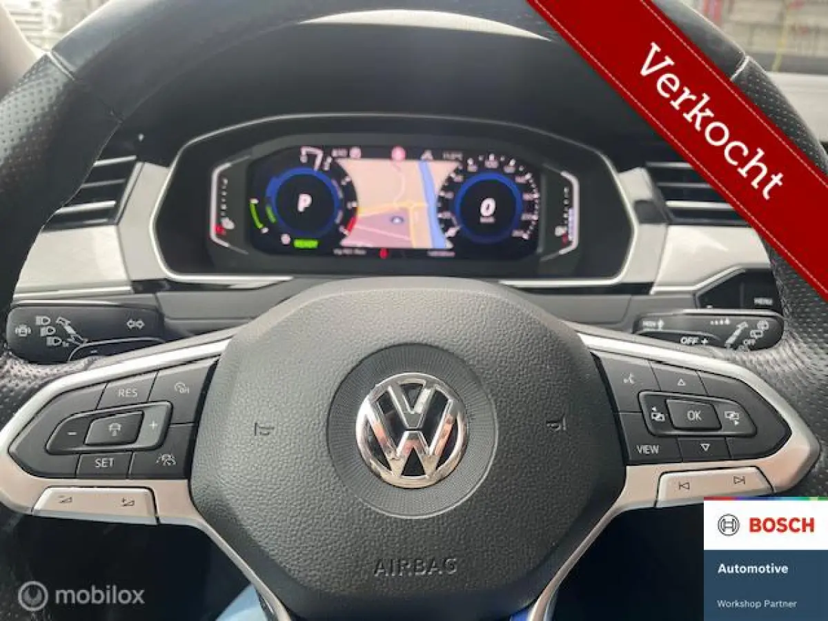 R-LINE PHEV R-LINE ALLE DENKBARE OPTIES