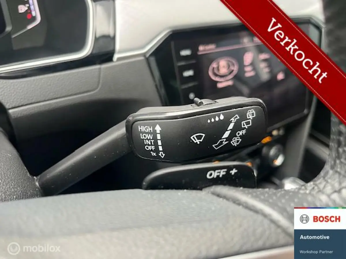 R-LINE PHEV R-LINE ALLE DENKBARE OPTIES